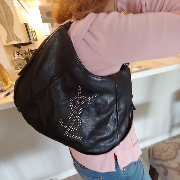 Beautiful navy sholder bag! Almost new..13" x 9" - Picture 3 of 3